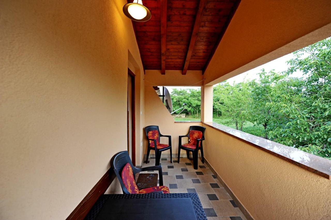 Apartment Paola Rakalj Extérieur photo
